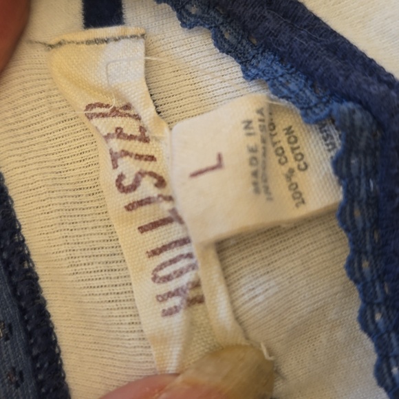 Hollister Tank Top - Picture 2 of 5